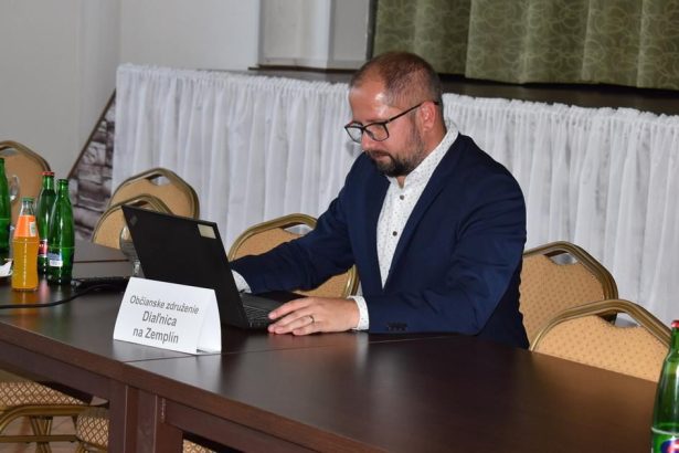 Politika Do SaS vstupil starosta a expredseda OZ Dialnica na Zemplin P Bathory