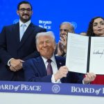 Rada mieru pre Pasmo Gazy vyzbierala sedem miliard Trump hovoril o futbalovych ihriskach