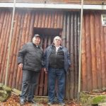 Stopy partizanov v lesoch hornej Nitry nezmizli Pamiatky odboja udrziavaju dalsie generacie