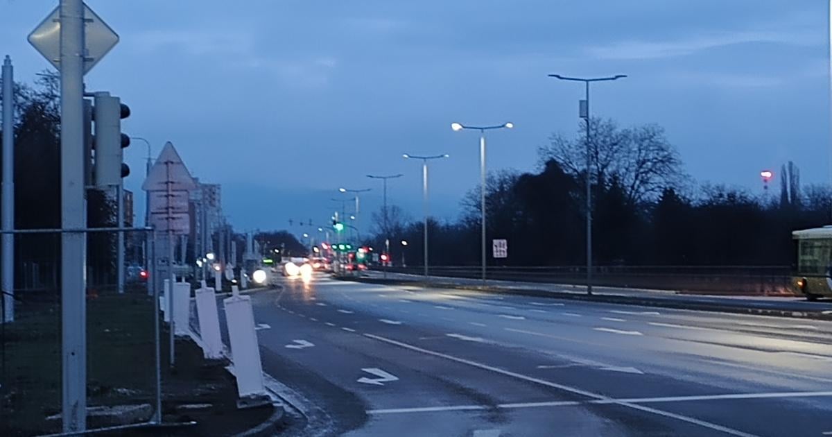 Useky modernizovanej Slaneckej cesty za miliony su casto v tme Nove osvetlenie nefunguje