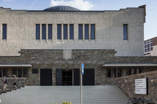 Vlastna Praha pochod a kaviarnensky tabor Co zazijete v Ziline a okoli