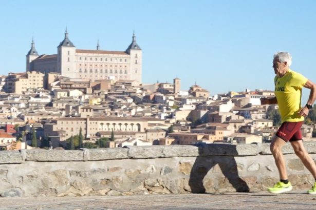 Vo veku 82 rokov ma kondiciu ako 20 rocny Necitim sa stary hovori muz ktoreho telo naznacuje ako zdravo starnut