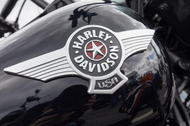Vyrobca motocyklov Harley Davidson oznamil kvartalnu stratu takmer 280 milionov USD