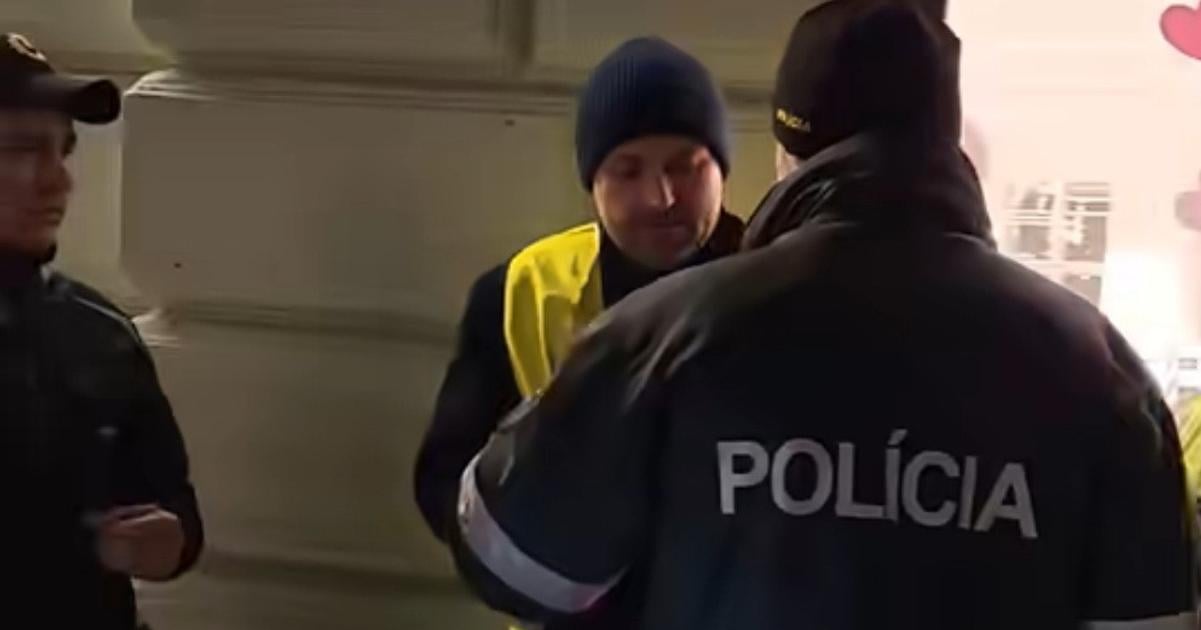 Z protestu proti Benesovym dekretom v Bratislave odviedli Orsa Orosza