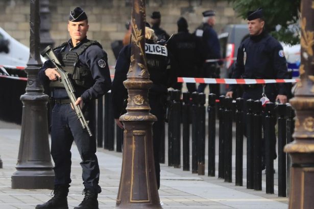 v grenobli zranil vybuch granatu v kozmetickom salone sest ludi