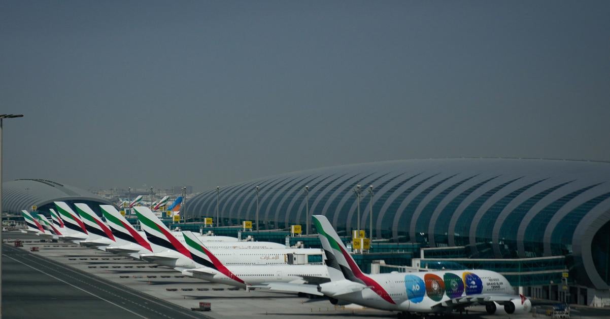 Cakat na cenovu vojnu alebo vobec neletiet do Azie Neistota okolo Dubaja komplikuje cesty