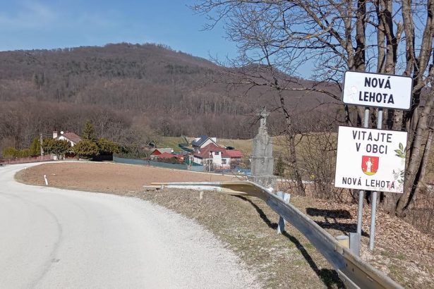 Este pred par rokmi sa tam fotili davy turistov po skonceni natacania zaujem o obec uhasil