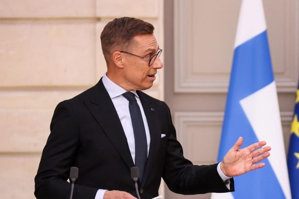 Fnsko nebude ma jadrov zbrane na svojom zem poas mieru