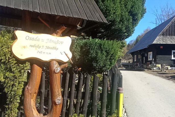 Janosik bol slab zbojnk V terchovskej osade kde sa narodil ij u len traja udia