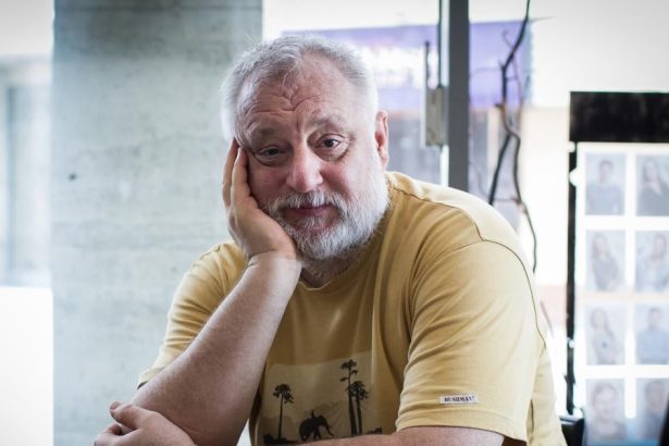 Nedokazem najst logicke vysvetlenie preco chcete mladym ludom znicit buducnost