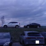 Nezastavi ich ani dopravne znacenie Vodici opakovane parkuju na hrazdi Vahu naprik zakazu