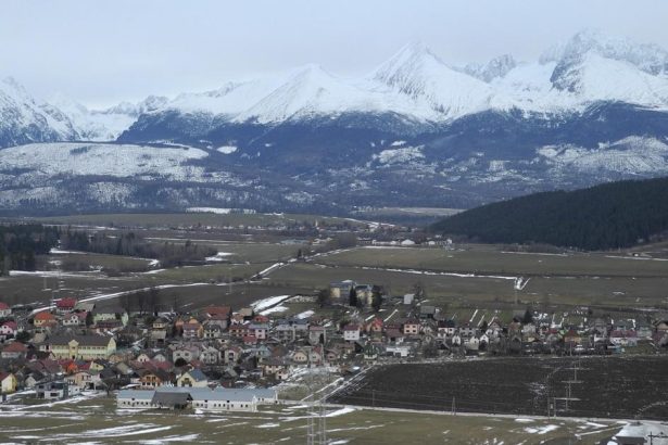 Obmedzenia na dialnici na severe a uzavretie podjazdu Lucivna pre vodicov