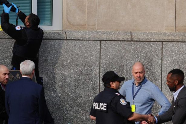 Pred americkym konzulatom v Toronte doslo k vystrelu