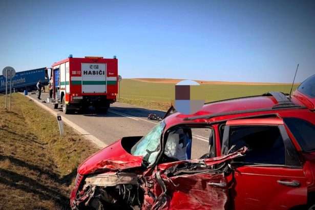 Pri Saris skych Michal anoch doslo k zrazke nakladneho auta s osobnym autom