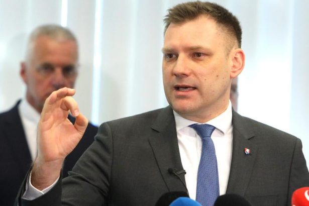 SNS ma zaujem o korektnu spolupracu s Tarabom ale nepaci sa jej ultimatne sposob komunikacie