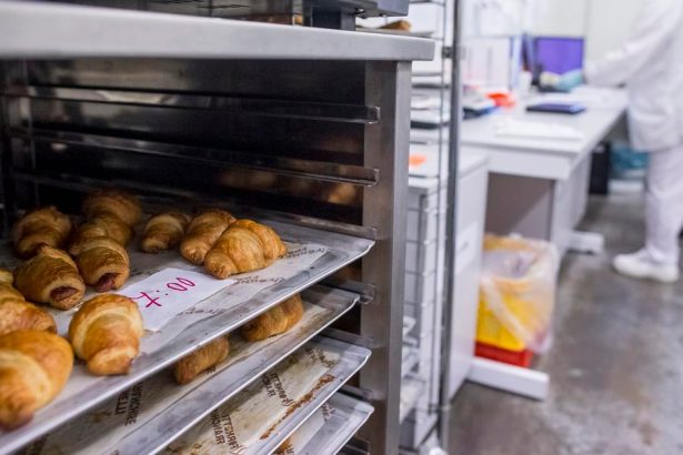 Slovensky trh s potravinami zlyhava meni sa z vyrobneho na dovozny