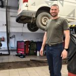 Stocenych moze byt aj 200 tisic kilometrov Mechanik radi ako nepadnut do pasce podvodnikov