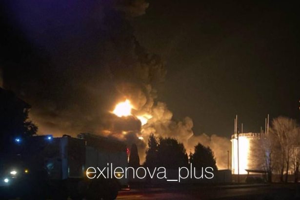 Ukrajina Rusko Online Po ukrajinskom dronovom utoku sa v plamenoch ocitol ropny sklad v ruskom Krasnodarskom kraji