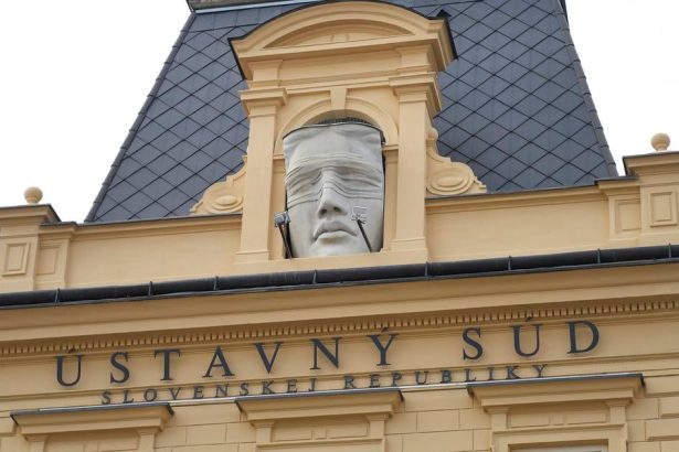 Ustavny sud prijal na dalsie konanie zakon o hlavnom meste