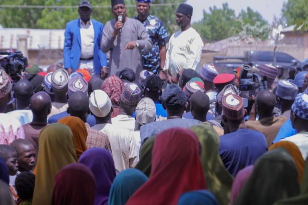 Utoky dzihadistov v Nigrii si vyziadali najmenej 14 obeti