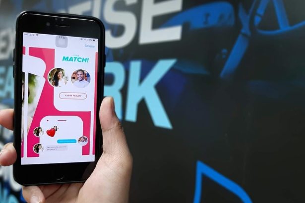 Vasa identita na blockchaine moze prispiet k boju proti falosnym profilom na Tinderi