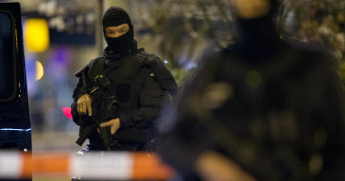 Vybuch v Amsterdame poskodil zidovsku skolu