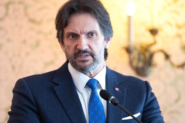 ZVS Holding a Eurenco podpsali memorandum informoval Kalinak