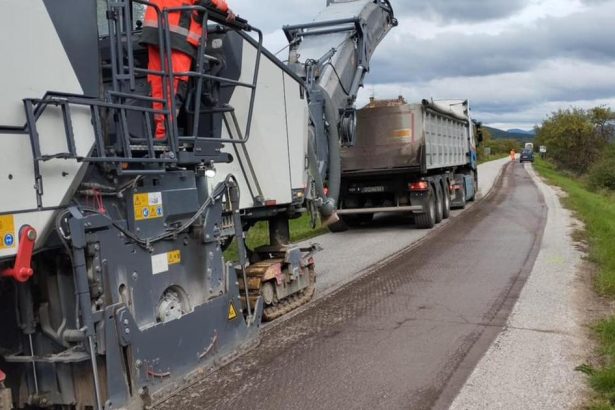 Zupa chce pred volbami urychlit opravy ciest Externej firme zaplati 65 milionov