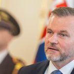 akejkolvek zvysenie svojej scasnej mzdy prezident daruje Lige proti rakovine