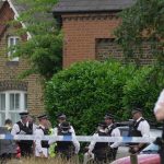 po naraze aut do chodcov v britskom meste derby hlasia niekolko zranenych