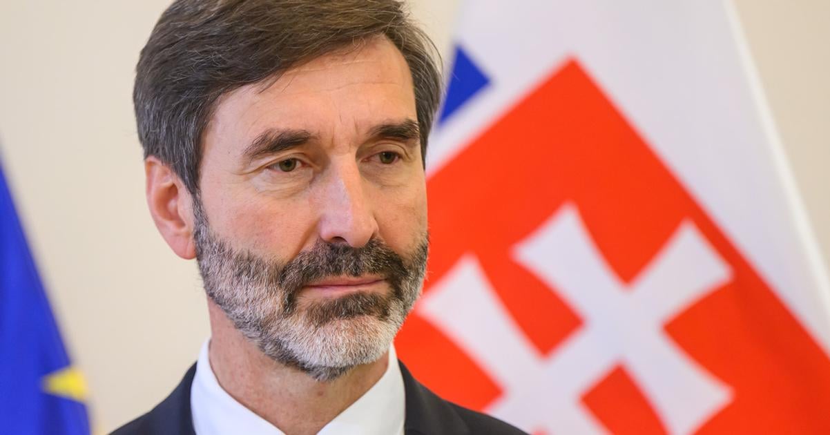 Blanar odcestoval na navstevu Albanska spolu s ministrami zahranicnych veci Ceska a Rakuska