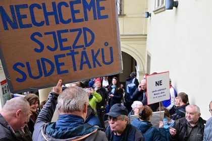 Brno rozdelilo navrat sudetskych Nemcov Ruky prec od Benesovych dekretov volali Cesi