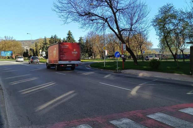 Na prestavbe dolezitej kriovatky v Kosiciach sa o niekolko dni ocakavaju dopravne zmeny