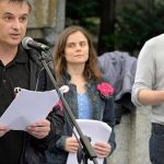 Napadnuty reporter Brada Ako je mozne ze si niekto donesie kaser na sud