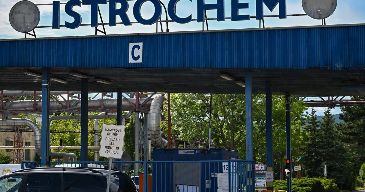 Okresny urad Bratislava potvrdil prijatie protestov prokuratora v pripade Istrochem