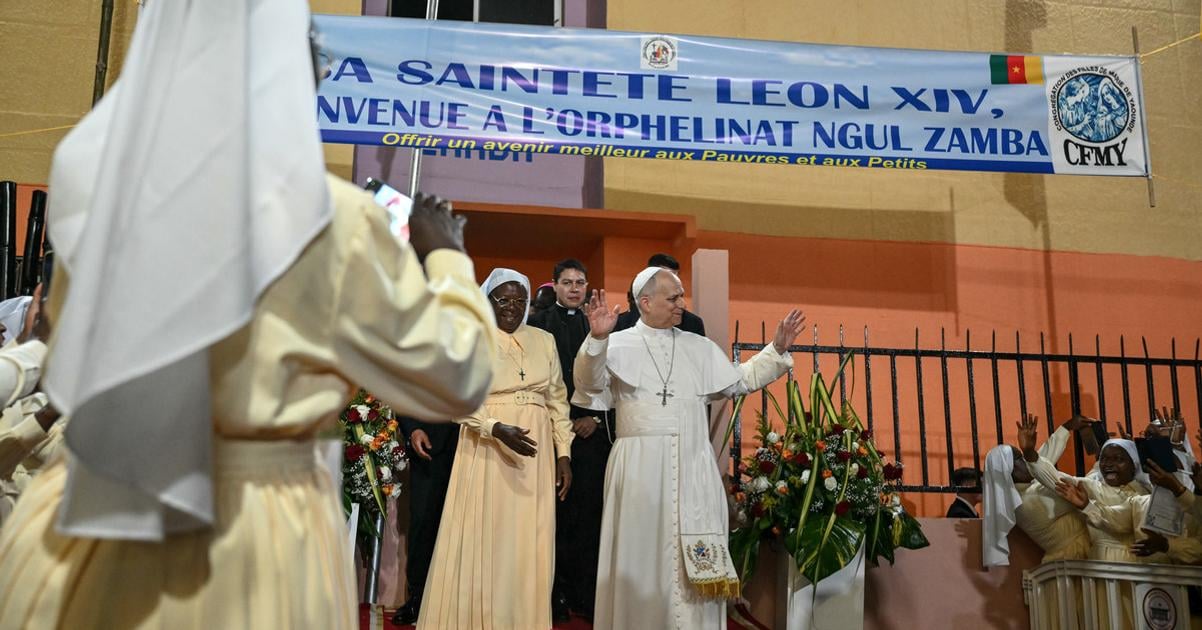 Papez v Kamerune vyzval na mier respekt a boj proti korupcii