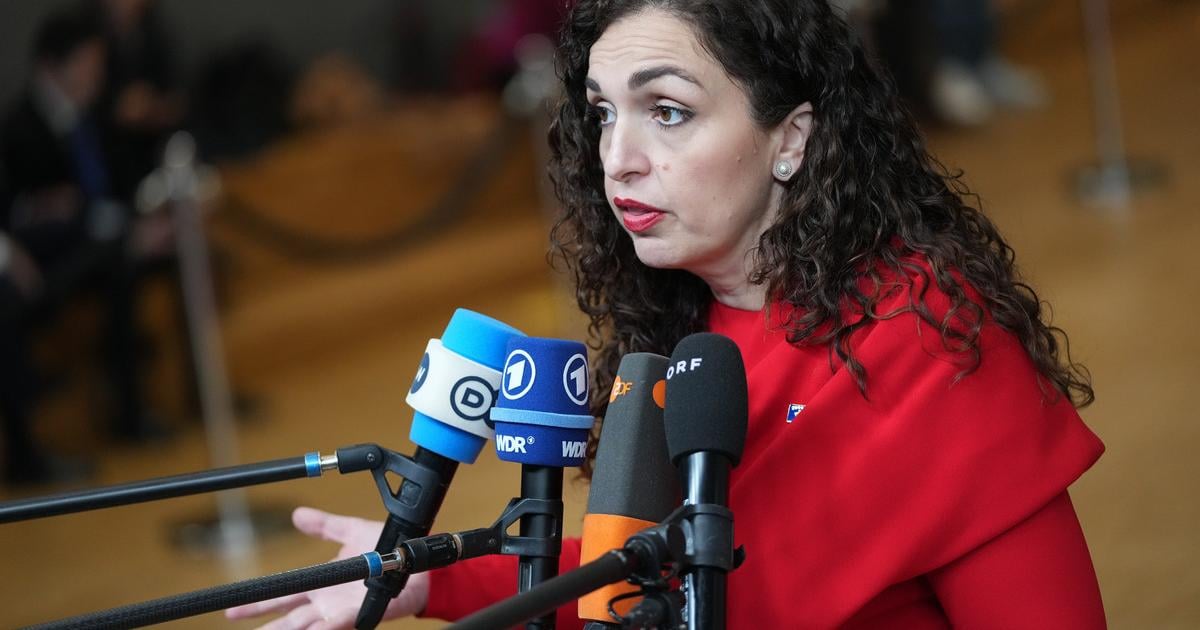 Prezidentke Kosova vyprsal mandat jej pravomoci prebera predseda parlamentu