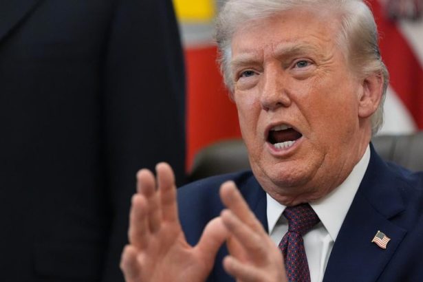 Trump nariadil vyplatit zamestnancov ministerstva vnutornej bezpecnosti