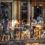 zamestnanci na obedoch setria restauracie nahradzaju varenie doma