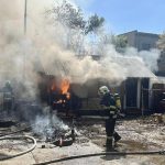 Hasici zasahovali pri poziari odpadu vo Vlcim hrdle Zasiahol aj unimobunky