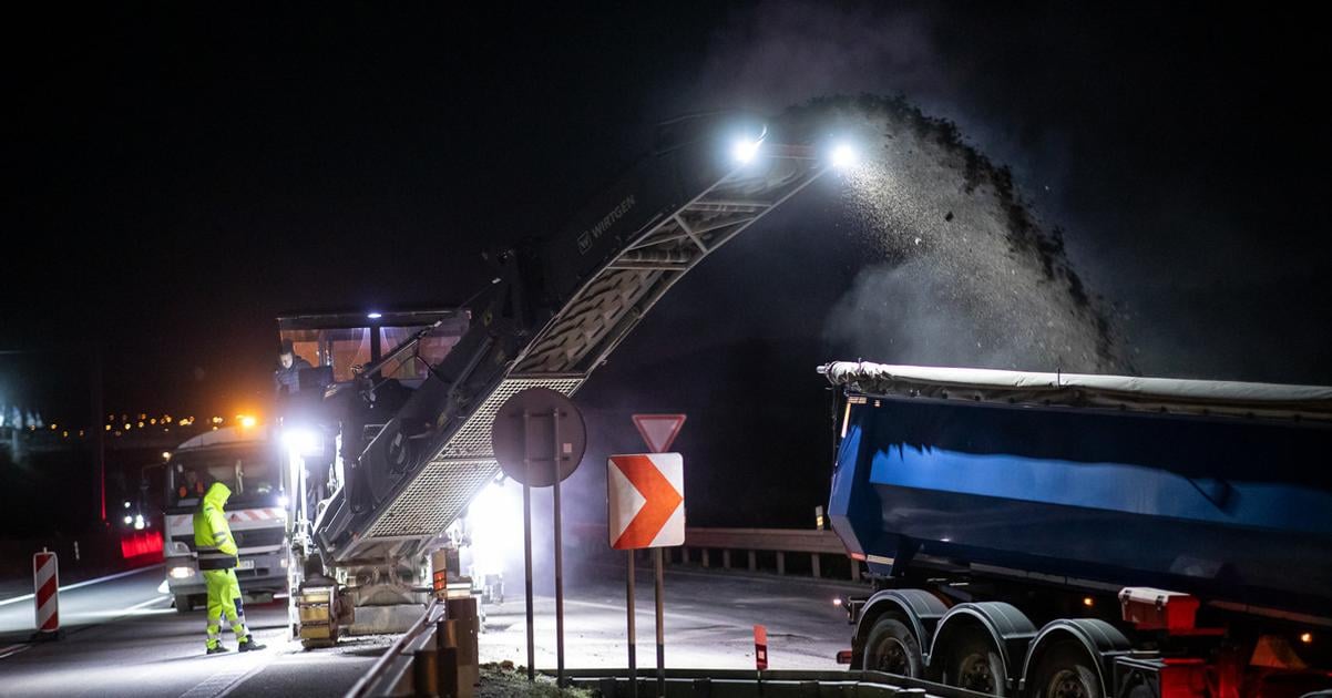 Na kritickej krizovatke pri Nitre sa dokoncuju prace Nasadili desiatky ludi a strojov