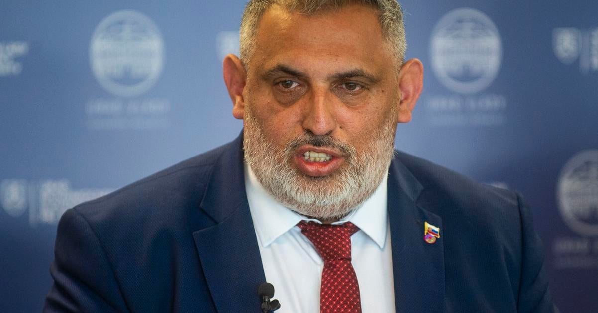 Splnomocnenec Dasko momentalne nevidi ziadny dovod na odstupenie