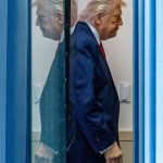 Trump na burze zaraba aj vdaka svojim statusom Pred zakonod hol chrani vynimka