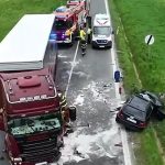 V okrese Svidnik doslo k zrazke osobneho auta s nakladnym autom Zranili sa tri osoby