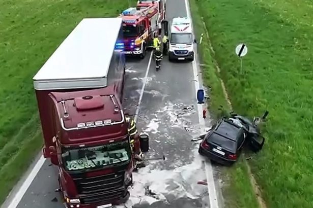 V okrese Svidnik doslo k zrazke osobneho auta s nakladnym autom Zranili sa tri osoby