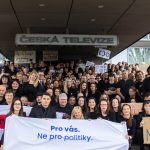 Babosova vlada zrusila poplatky za televiziu a rozhlas Opozicia tvrdi ze ide o slovenske mafianske taktiky