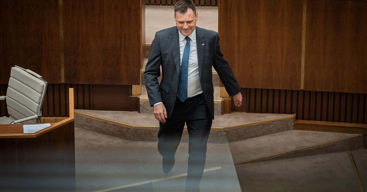 O odvolavani ministra Tarabu sa nerokovalo navrh sa presuva na septembrovu schodzu
