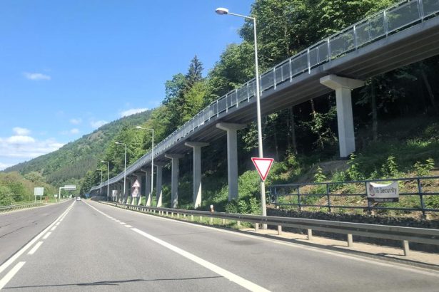 Slovensky unikat za miliony je dokonceny na Horehroni otvorili najdlhsiu a najvyssiu cyklolavku v krajine
