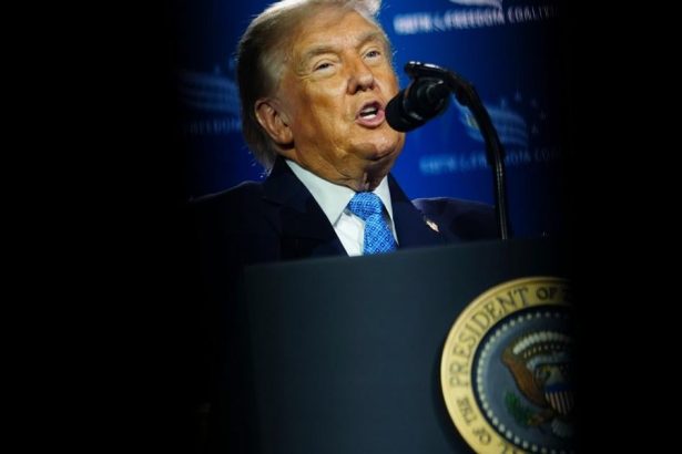 Trump hrozi krajinam s digitalnou danou 100percentnymi dovoznymi clami