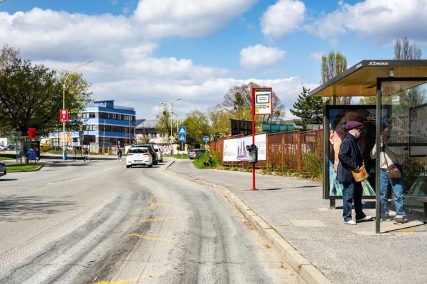 V Kosiciach spustili modernizaciu zastavky MHD Sokolovska v smere na Sidlisko KVP